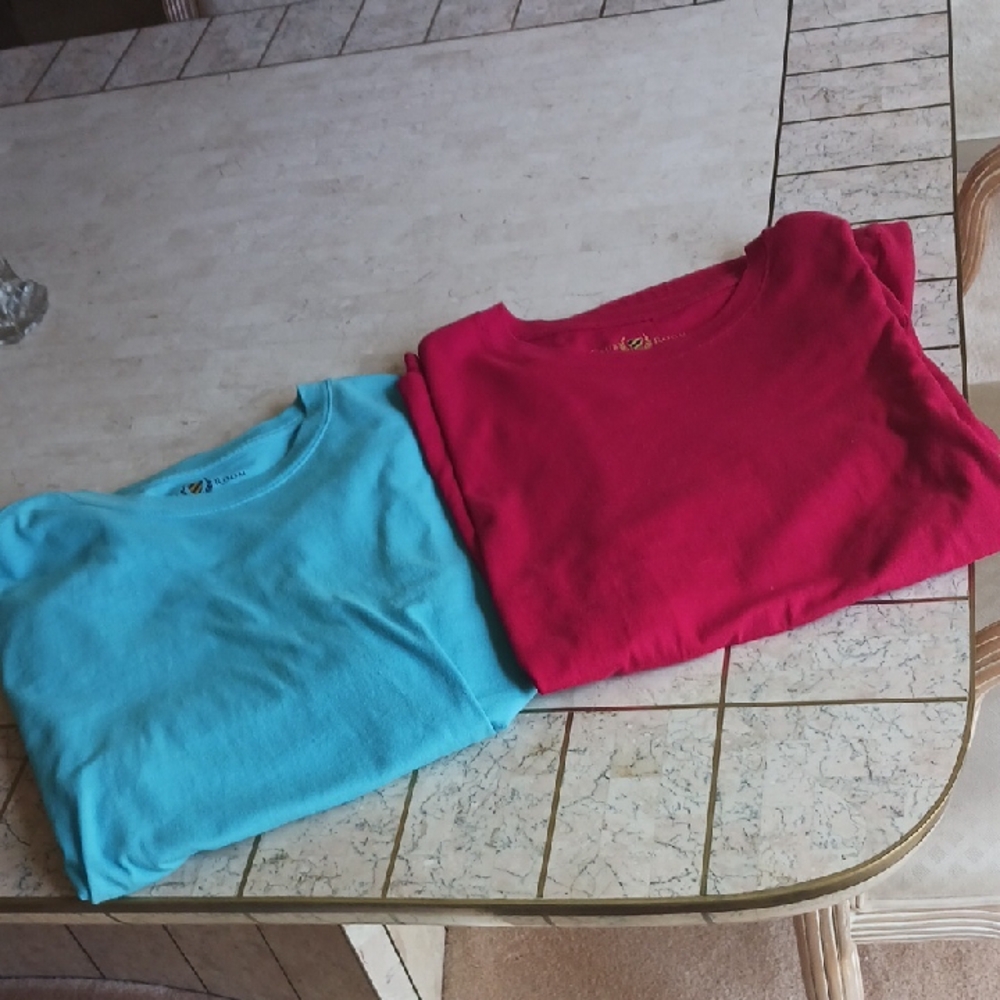 Men's T-Shirts/ Macys club room,sz M, 100% cotton, 2 shirts- New